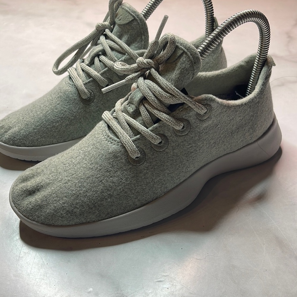 Allbirds Wool Runners Gray Womens size 6